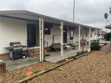 910 Santa Anna Dr, Alamo, TX 78516 - photo 3