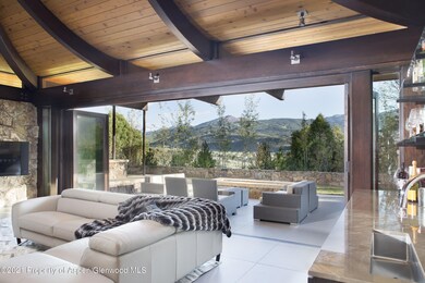 2116McLainFlats19
