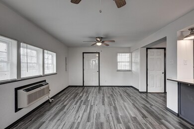 511 N E, Columbus, KS 66725 - photo 7