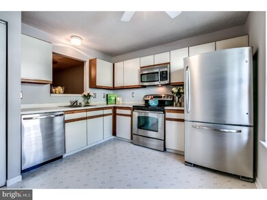 5124 W Woodmill Dr, Wilmington, DE 19808 - photo 4