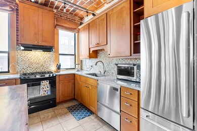 121-123 Beach St unit 801, Boston, MA 02111 - photo 6