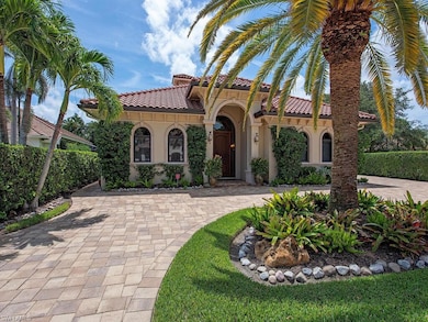 2204 Goshawk Ct, Naples, FL 34105 - photo 2