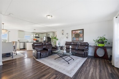 848 Railyard Dr, Kyle, TX 78640 - photo 6