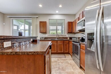 8859 Grassy Bluff Dr, Jacksonville, FL 32216 - photo 5