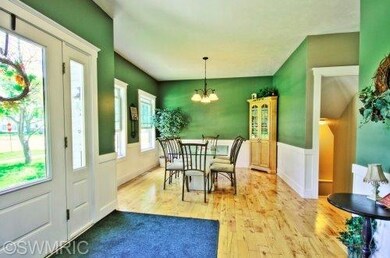 900 Beech St, Lowell, MI 49331 - photo 5