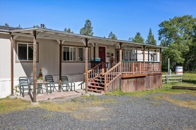 610 Plumtree Ln, Grants Pass, OR 97526 - photo 5