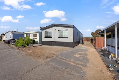 1624 S Frontage Rd unit 21, Manteca, CA 95336 - photo 2