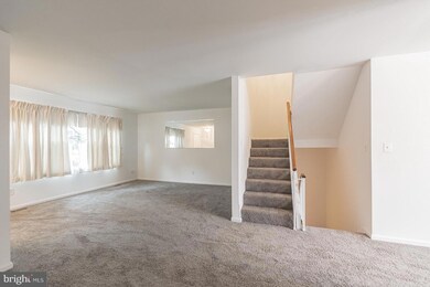 1063 Downton Rd, Halethorpe, MD 21227 - photo 7