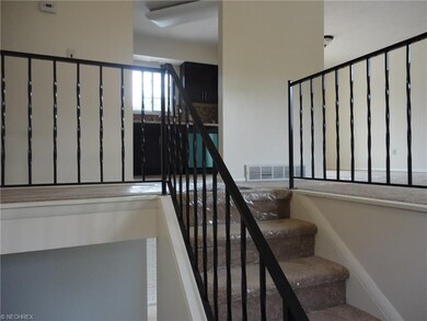 4506 E Lake Rd, Sheffield Lake, OH 44054 - photo 4