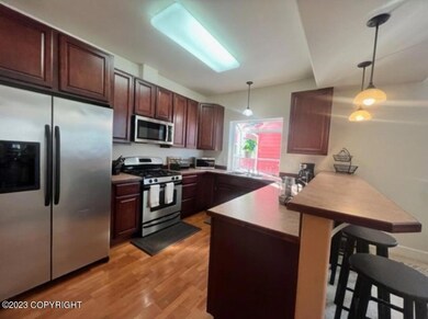 3307 Oregon Dr unit B, Anchorage, AK 99517 - photo 3