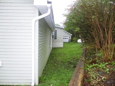 40 Dexter Mountain Rd, Glover, VT 05839 - photo 7