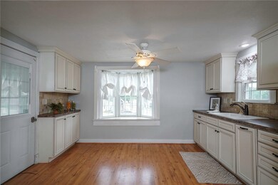 BAY WINDOW OFFERS A BUDGET NATURAL LIGHT
