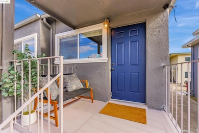 964 61st St, Emeryville, CA 94608 - photo 2