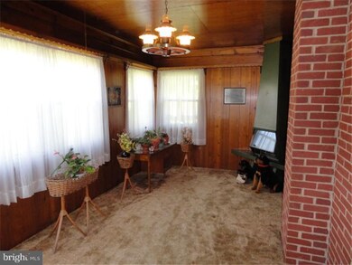 1516 Oak Rd, Pennsburg, PA 18073 - photo 6