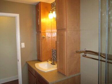 611 W Oak Place, Griffith, IN 46319 - photo 5