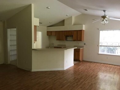 71 Duncan Dr, Crawfordville, FL 32327 - photo 4