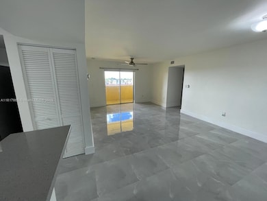 14921 SW 82nd Ln unit 19508, Miami, FL 33193 - photo 2
