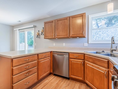 15817 Timberwillow Dr, Huntertown, IN 46748 - photo 3