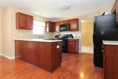 5043 Clay Creek Ln, Plainfield, IN 46168 - photo 7