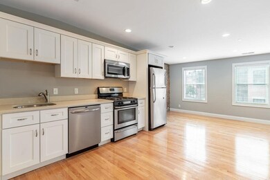 88 Endicott St unit 3, Boston, MA 02113 - photo 2