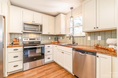 324 Fieldstone Cir, Statesville, NC 28677 - photo 6