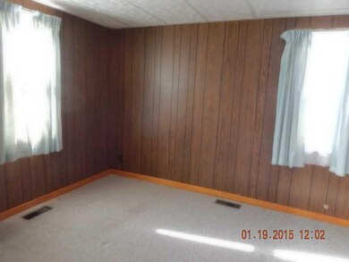 802 N East St, Tipton, IN 46072 - photo 5