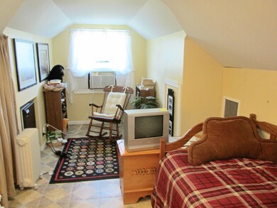 1564 E Forest Ave, Des Plaines, IL 60018 - photo 4