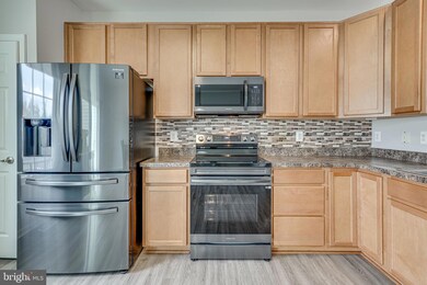 11825 Saint Linus Dr, Waldorf, MD 20602 - photo 7