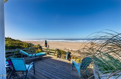 1135 SW Coast Ave, Lincoln City, OR 97367 - photo 2