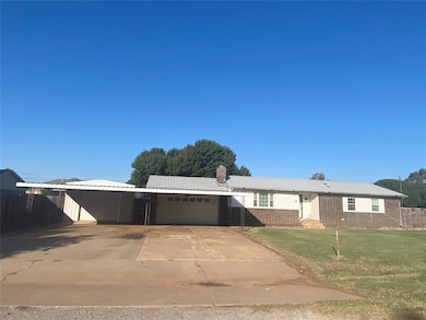 705 S 6th St, Canute, OK 73626 - photo 3