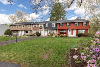 2 Christopher Dr unit 6, South Easton, MA 02375 - photo 3