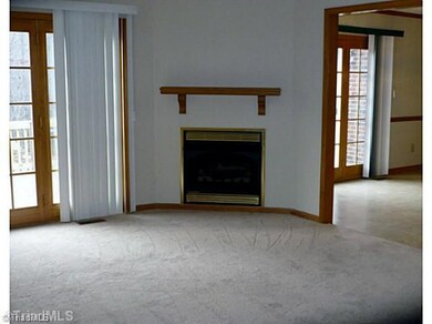 286 Lawrence Dr, Asheboro, NC 27205 - photo 7