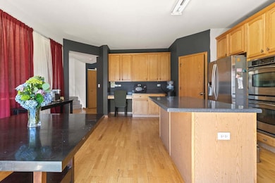 7720 Mossheather Dr, Joliet, IL 60431 - photo 5