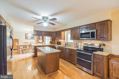 3010 Green Valley Rd, Ijamsville, MD 21754 - photo 2