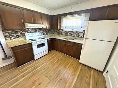 29 E Main St, Pen Argyl, PA 18072 - photo 7