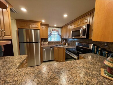 8503 Old Country Manor unit 322, Davie, FL 33328 - photo 6