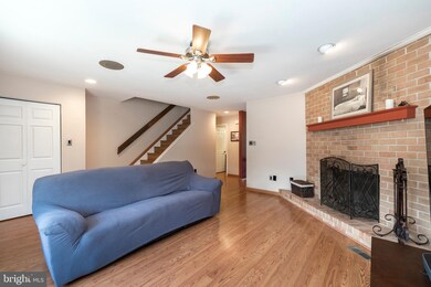 3922 Gatehouse Ln, Skippack, PA 19474 - photo 5