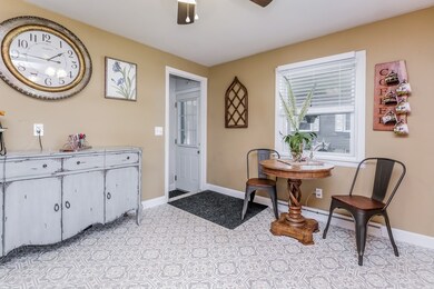 9 Brook St, South Hadley, MA 01075 - photo 7