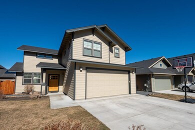 20774 SE Hollis Ln, Bend, OR 97702 - photo 2