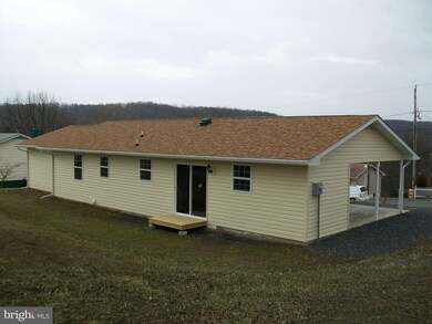 435 Hickory Cypress Dr, Keyser, WV 26726 - photo 2
