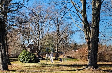 169 N Main St, South Deerfield, MA 01373 - photo 5