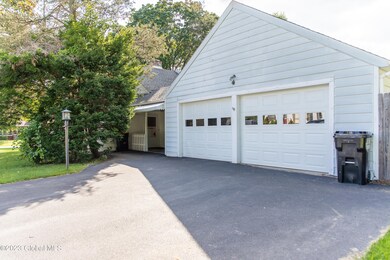 300 Alexander Ave, Schenectady, NY 12302 - photo 3