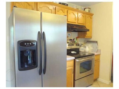 Kitchen. 4
