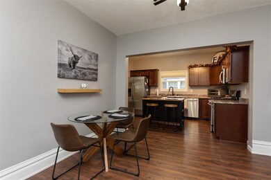 1406 K St SW, Cedar Rapids, IA 52404 - photo 7