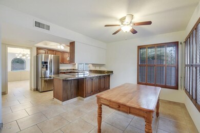 2404 West Kiowa Circle 19