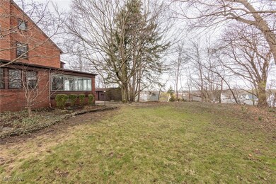 29213 Ridge Rd, Wickliffe, OH 44092 - photo 4