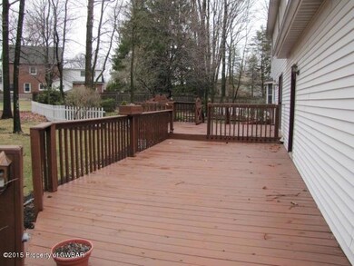 223 Ledge Ln, Mountain Top, PA 18707 - photo 5