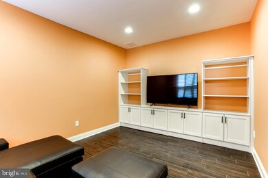 26 Meridian Ln, Towson, MD 21286 - photo 6