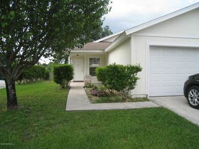 7821 Cherry Field Dr, Jacksonville, FL 32216 - photo 4