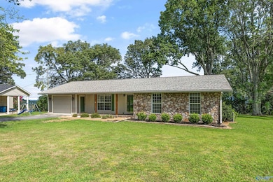 274 Ayers Cir, Grant, AL 35747 - photo 2